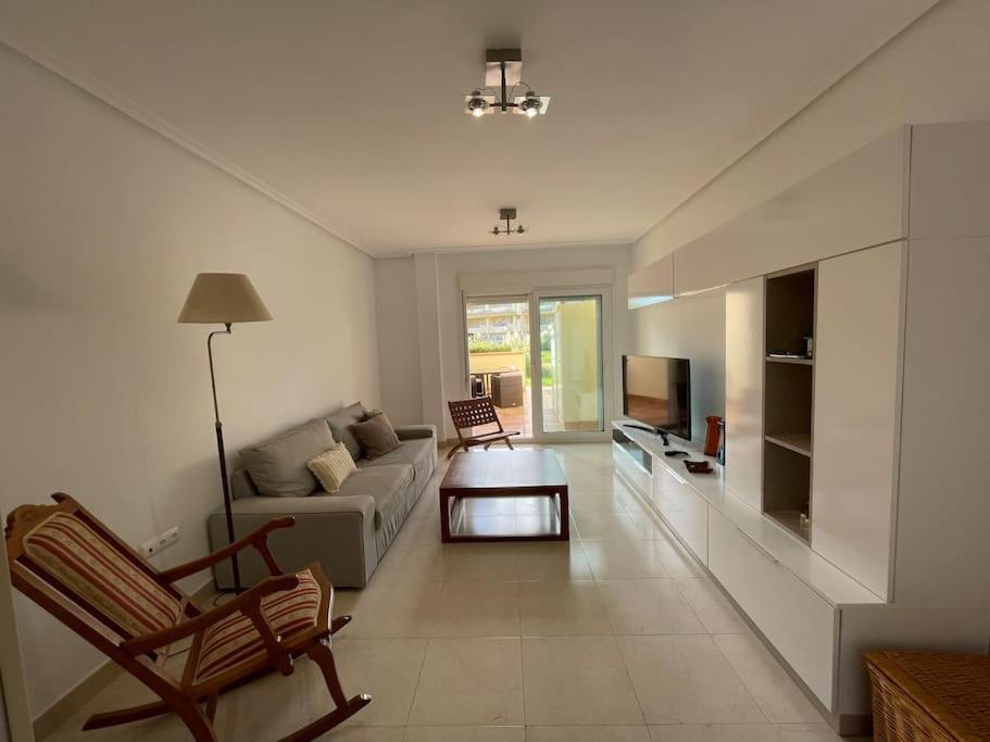 Moderna Y Alegre Vivienda Junto Al Mar . Apartment Roquetas de Mar Exterior photo