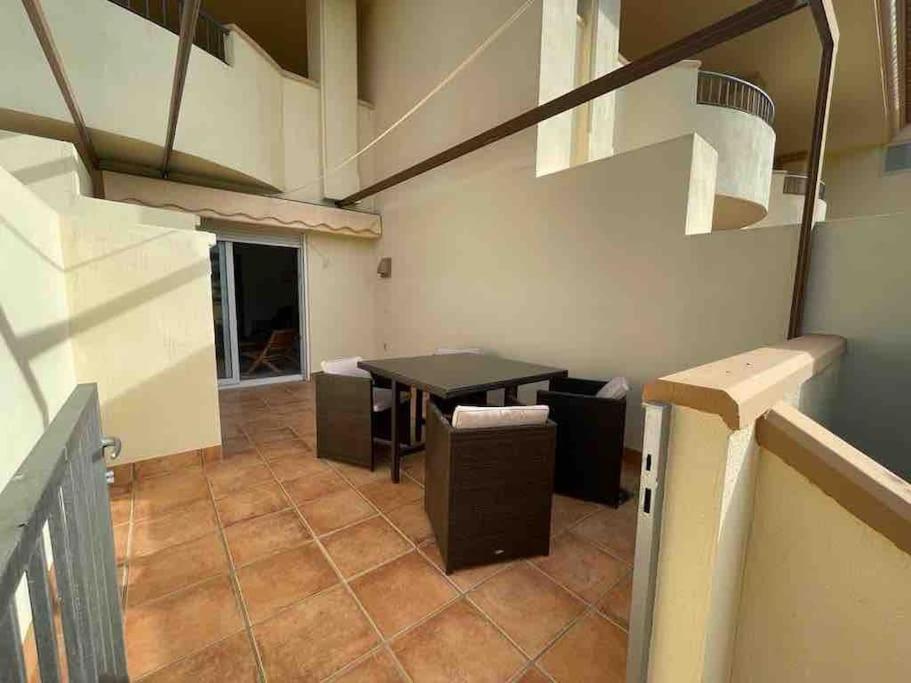 Moderna Y Alegre Vivienda Junto Al Mar . Apartment Roquetas de Mar Exterior photo