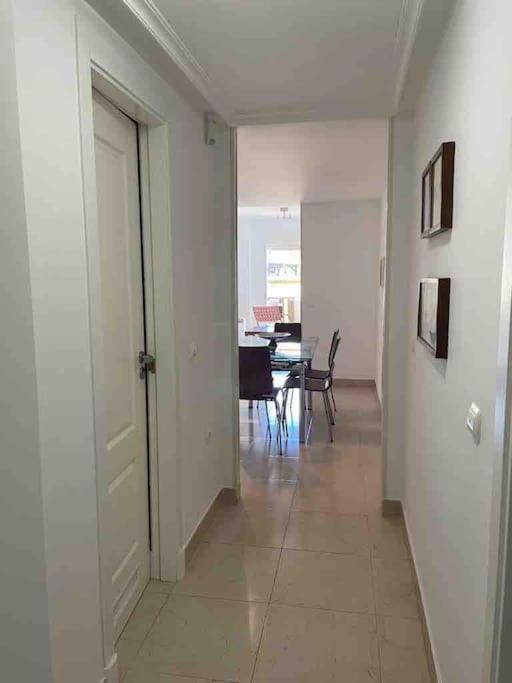 Moderna Y Alegre Vivienda Junto Al Mar . Apartment Roquetas de Mar Exterior photo